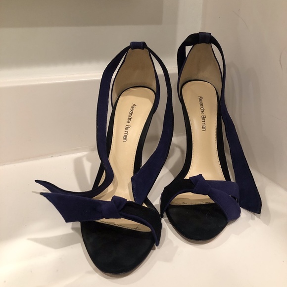 Alexandre Birman Clarita Suede Tie Bow Heels - Picture 3 of 6